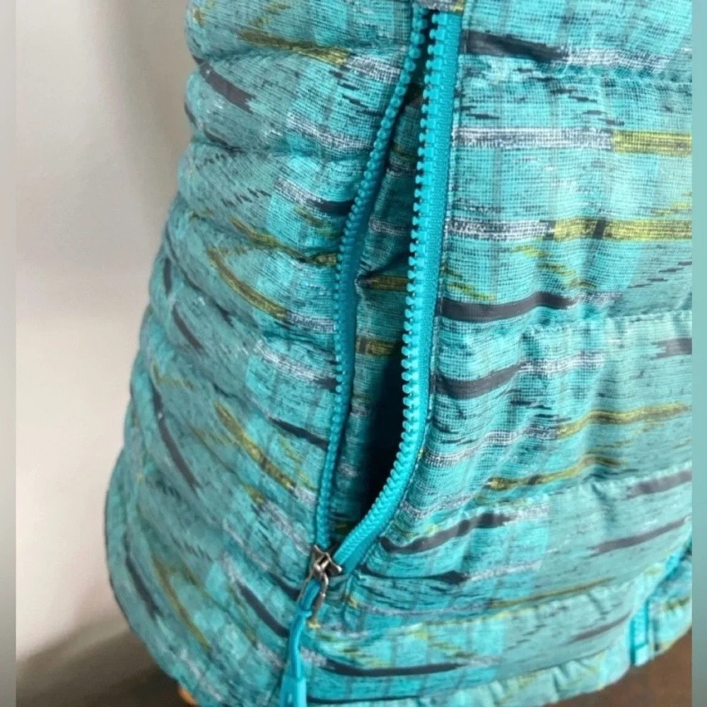 Patagonia Women's Down Sweater Vest Puffer Goose Down Fill Elwha Ikat Size Small